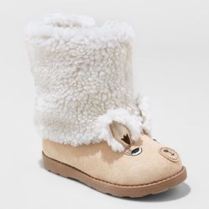 Cat &Jack Tan Kelli Llama Faux Fur boots 10 NWT